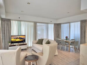 Photo non classée, 3 sur 33, bouton