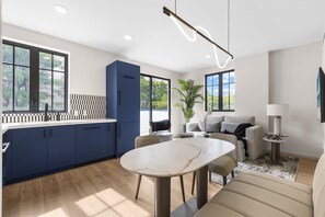 Imagen sin descripción, 5 de 31, botón