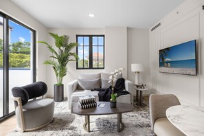 Imagen sin descripción, 4 de 31, botón