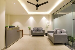 Lobby - Bedchambers Serviced Apartments (Gurugram)