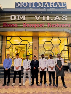 Botó d’imatge sense classificar, 2 de 12