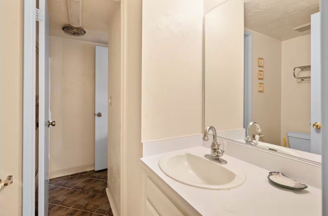 Hair dryer, towels, toilet paper