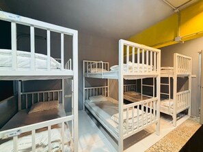 Ảnh chưa phân loại, 2 trong số 21 ảnh, nút