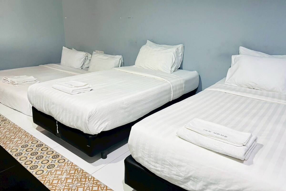 Family Room | Free WiFi