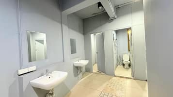 Double Room, Shared Bathroom | Bathroom