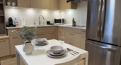 2Bed/1Bath in City, 20 min to BC Place/ Fifa 2026