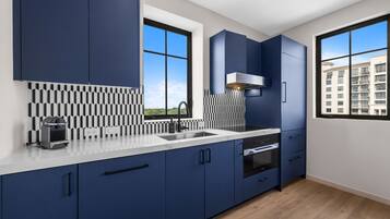 Coffee/tea maker, fridge, microwave, oven