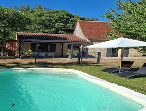 Indoor pool, outdoor pool - Pleasant Holiday Home in Salviac With Swimming Pool (Salviac)