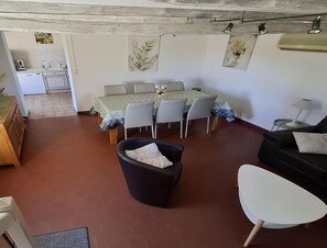 Living room - Pleasant Holiday Home in Salviac With Swimming Pool (Salviac)