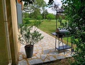 Classic House, 2 Bedrooms | Garden - Pleasant Holiday Home in Salviac With Swimming Pool (Salviac)