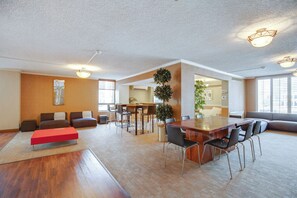 Unclassified image, 4 of 27, button - Long-Term Stay in Dtwn Denver! Walkable Condo (Denver)