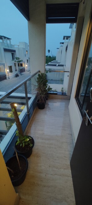 Imagen sin descripción, 4 de 8, botón