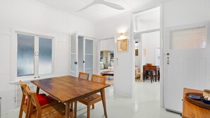 Dining - White Cockatoo Beachfront Cottage in Peaceful Newell Beach (Newell)