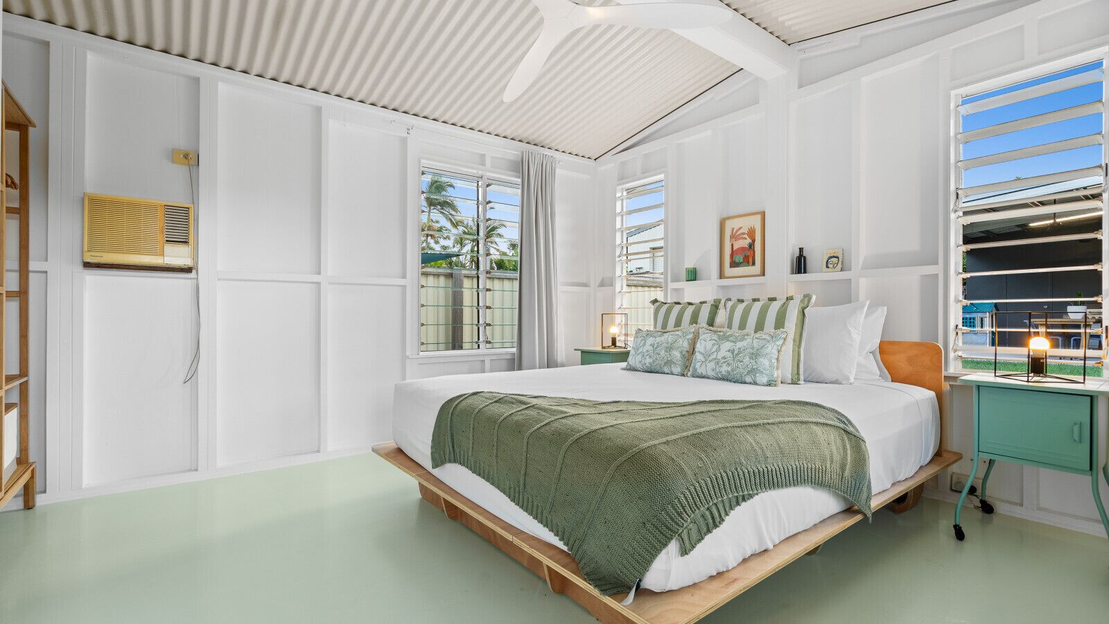 2 bedrooms, iron/ironing board, travel cot, WiFi