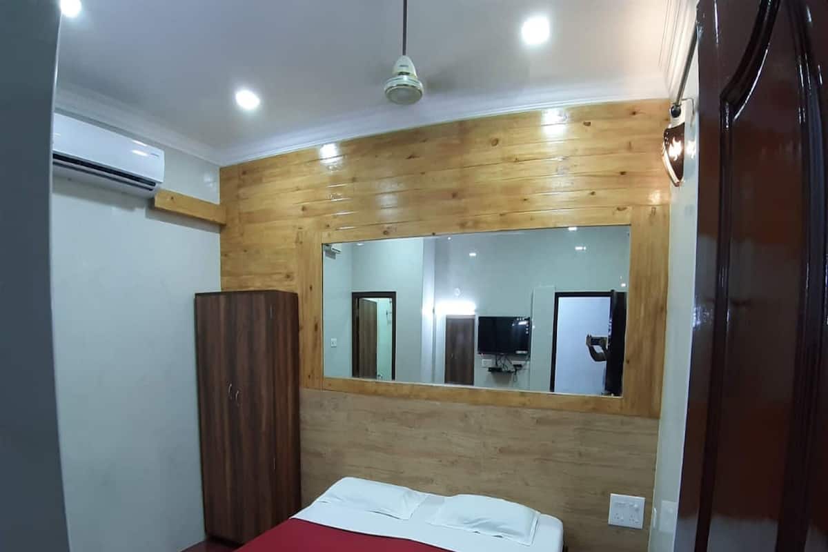 Standard-huone | Työpöytä, ilmainen Wi-Fi