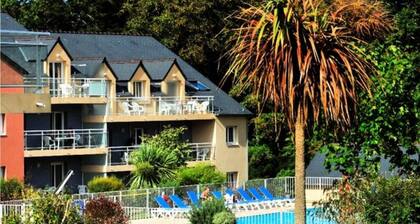 Apartment in Carantec Near Morlaix Golf