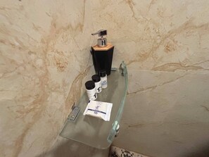 Free toiletries, towels, soap, shampoo - Hotel Sun Heritage (Jaipur)