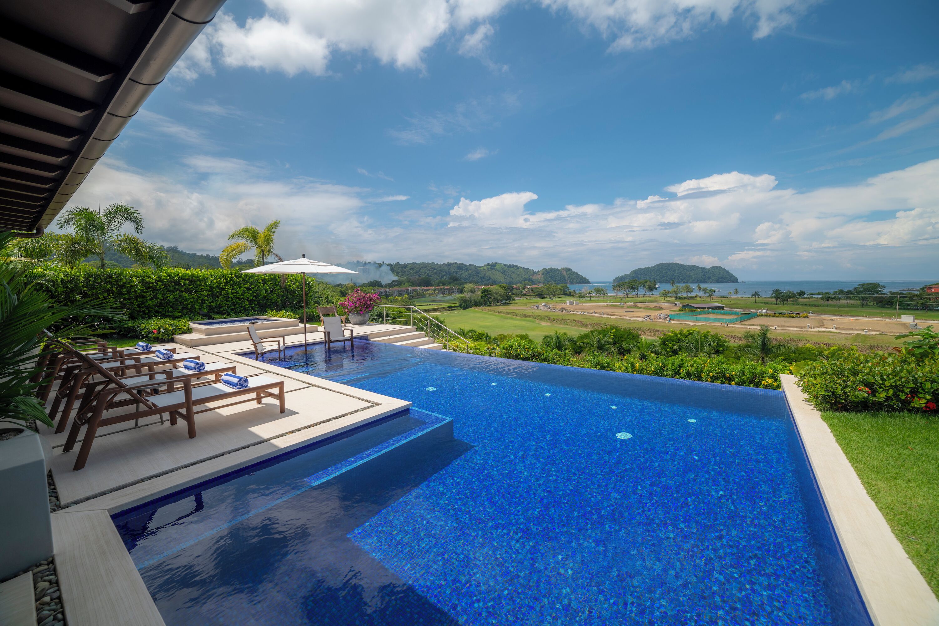 Villa (5 Bedrooms) | Interior