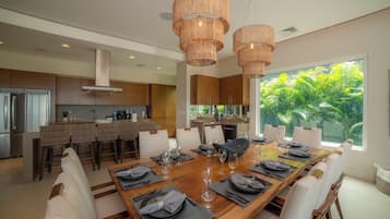 Vila (5 Bedrooms) | Interior