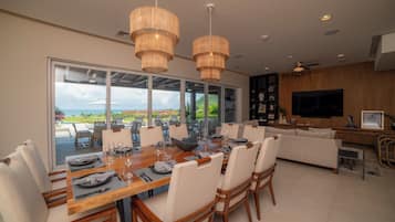 Villa (5 Bedrooms) | Interior