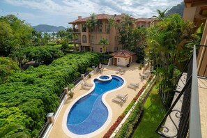Apartment (3 Bedrooms) | Front of property - Bella Vista 8B 3 Bdrs Pool View in Los Suenos (Jacó)