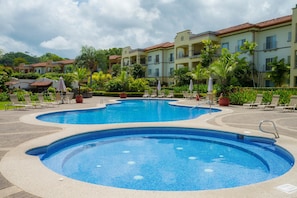 Interior - Del Mar 2J 3 bdr Ocean View in Los Suenos (Jacó)