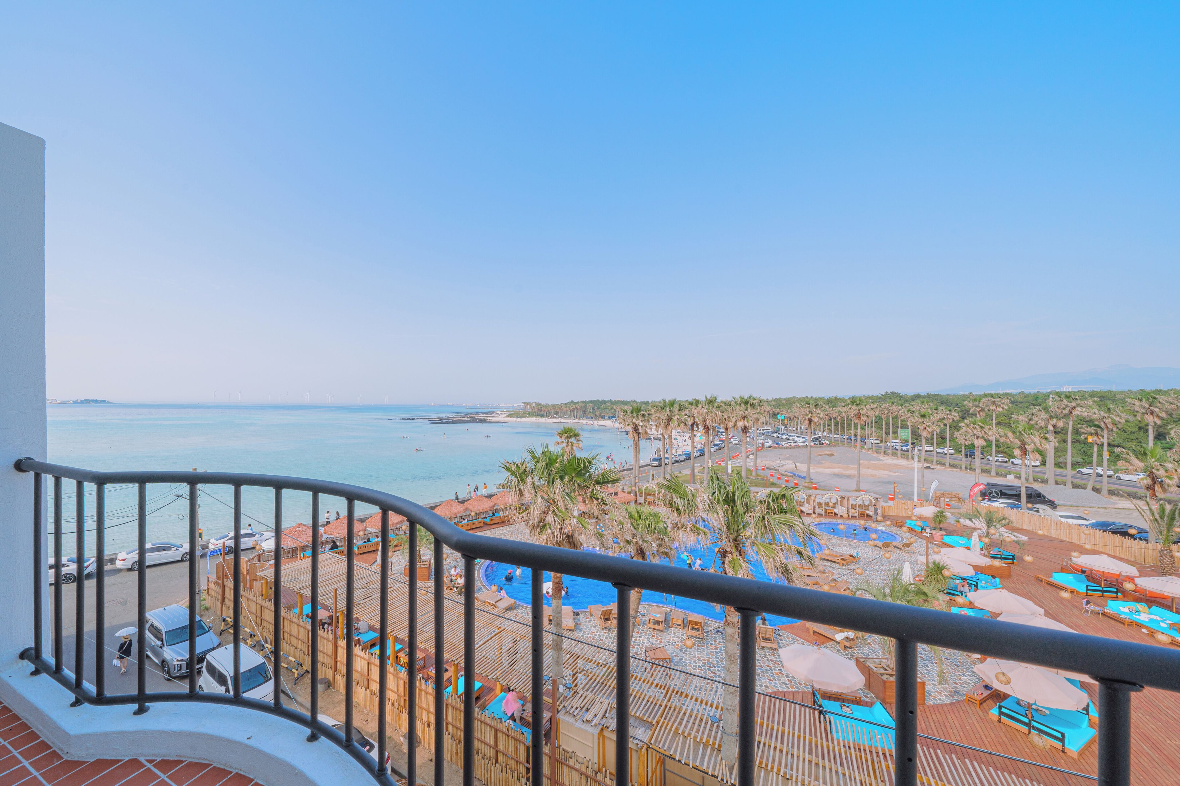 Standard Single Room, Balcony, Beach View | Terrace/patio