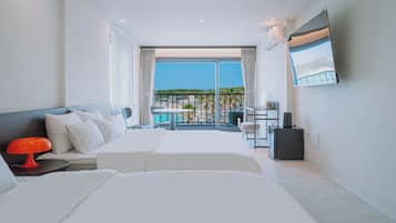 Deluxe-værelse med 2 enkeltsenge - balkon - strandudsigt | Skrivebord, gratis Wi-Fi