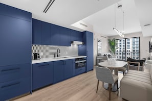 Interior - Family 2-bedroom suites with Lanai in New Coral Gables Hotel (Coral Gables)