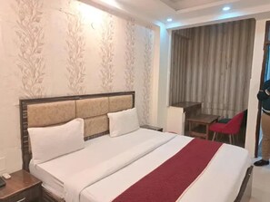 埃及棉床單、高級寢具、客房內保險箱、免費無線上網