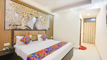 Deluxe Room | Egyptian cotton sheets, premium bedding, in-room safe, free WiFi