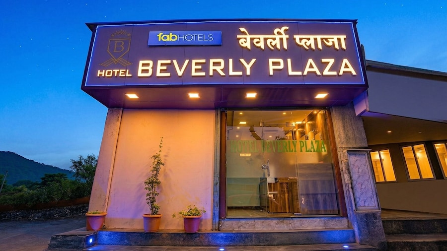 Fabhotel Beverly Plaza