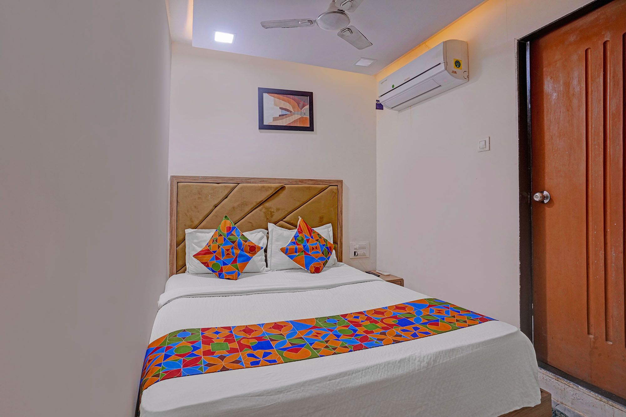 Deluxe Room | Egyptian cotton sheets, premium bedding, in-room safe, free WiFi