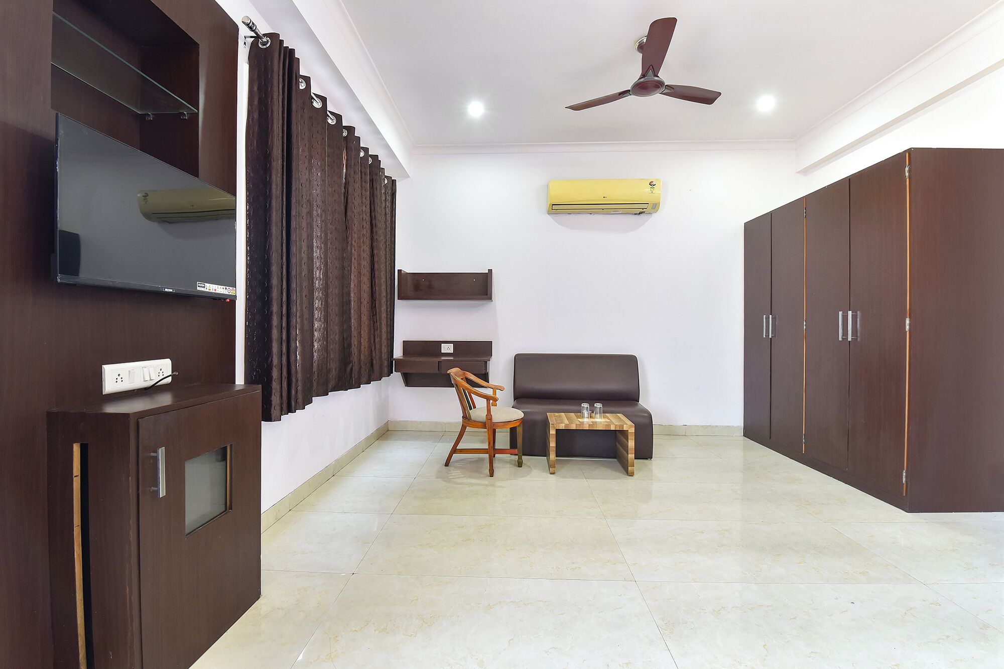 Bettwäsche aus ägyptischer Baumwolle, hochwertige Bettwaren, Zimmersafe