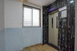 Elevator - Fabhotel Raj (Bhor)