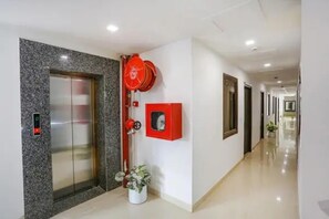 Lobby - Fabhotel The Prasiddh (Agra)