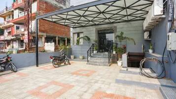 Entrada al alojamiento