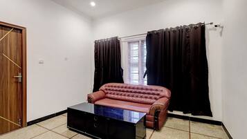 Coin salon dans le hall