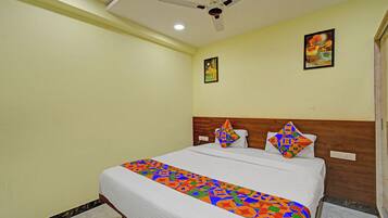 Habitación Deluxe | Sábanas de algodón egipcio, ropa de cama de alta calidad, caja fuerte