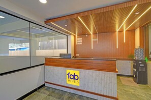 Reception - Fabhotel Srp (Hyderabad)
