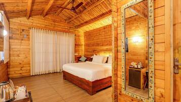 Executive Room | Egyptian cotton sheets, premium bedding, free WiFi, bed sheets