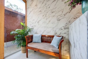 บริเวณนั่งเล่นที่ล็อบบี้