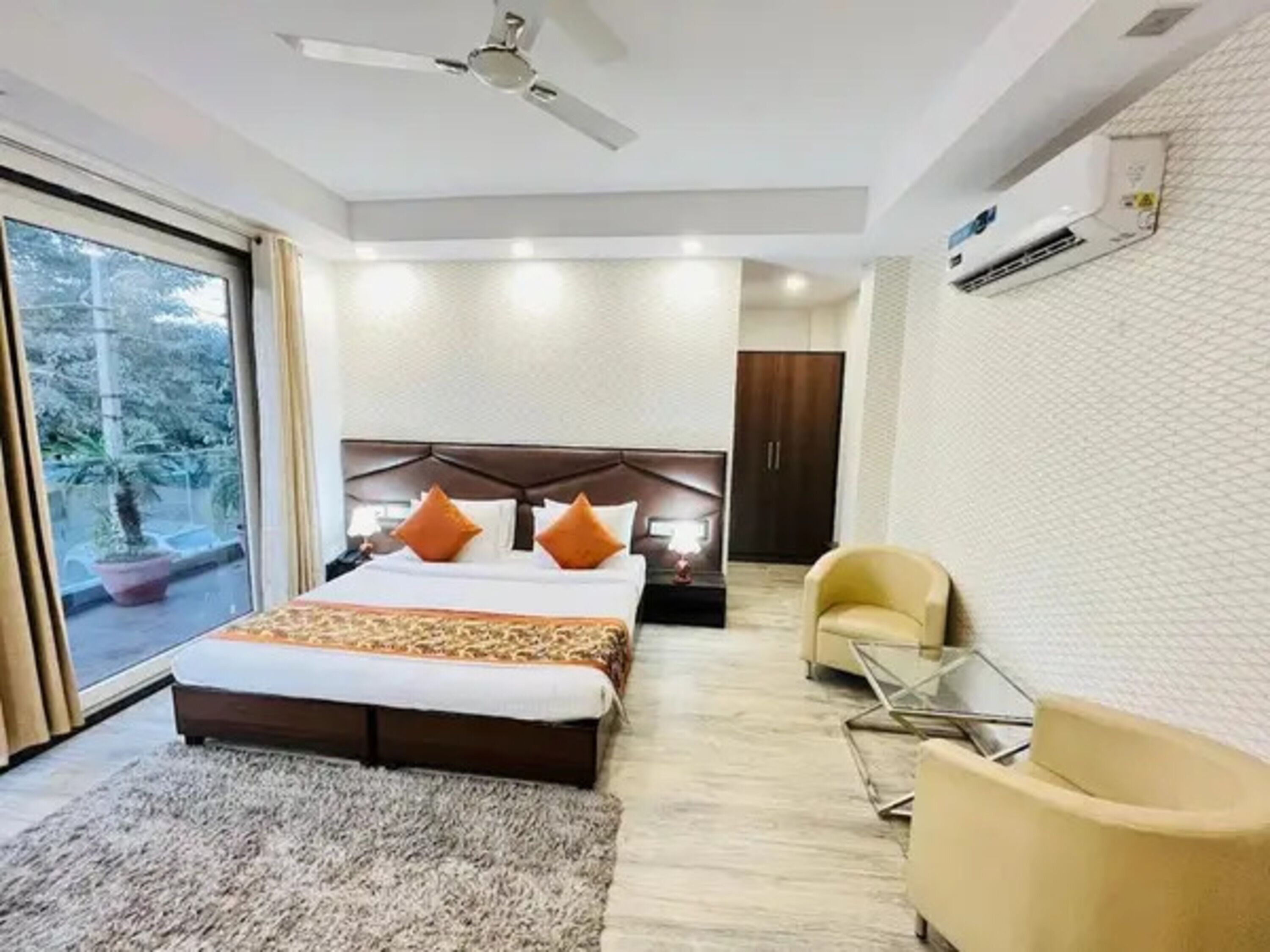 Executive Room | Egyptian cotton sheets, premium bedding, in-room safe, free WiFi