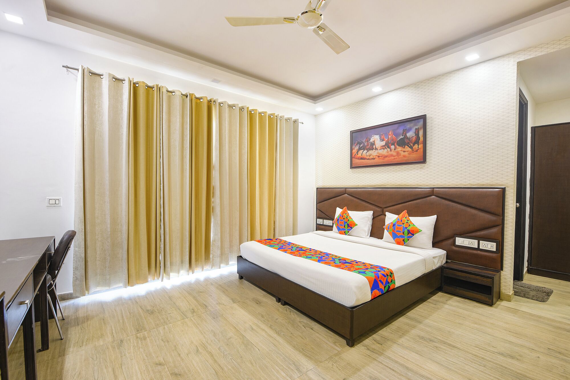 Executive Room | Cadar kapas Mesir, peralatan tempat tidur premium 