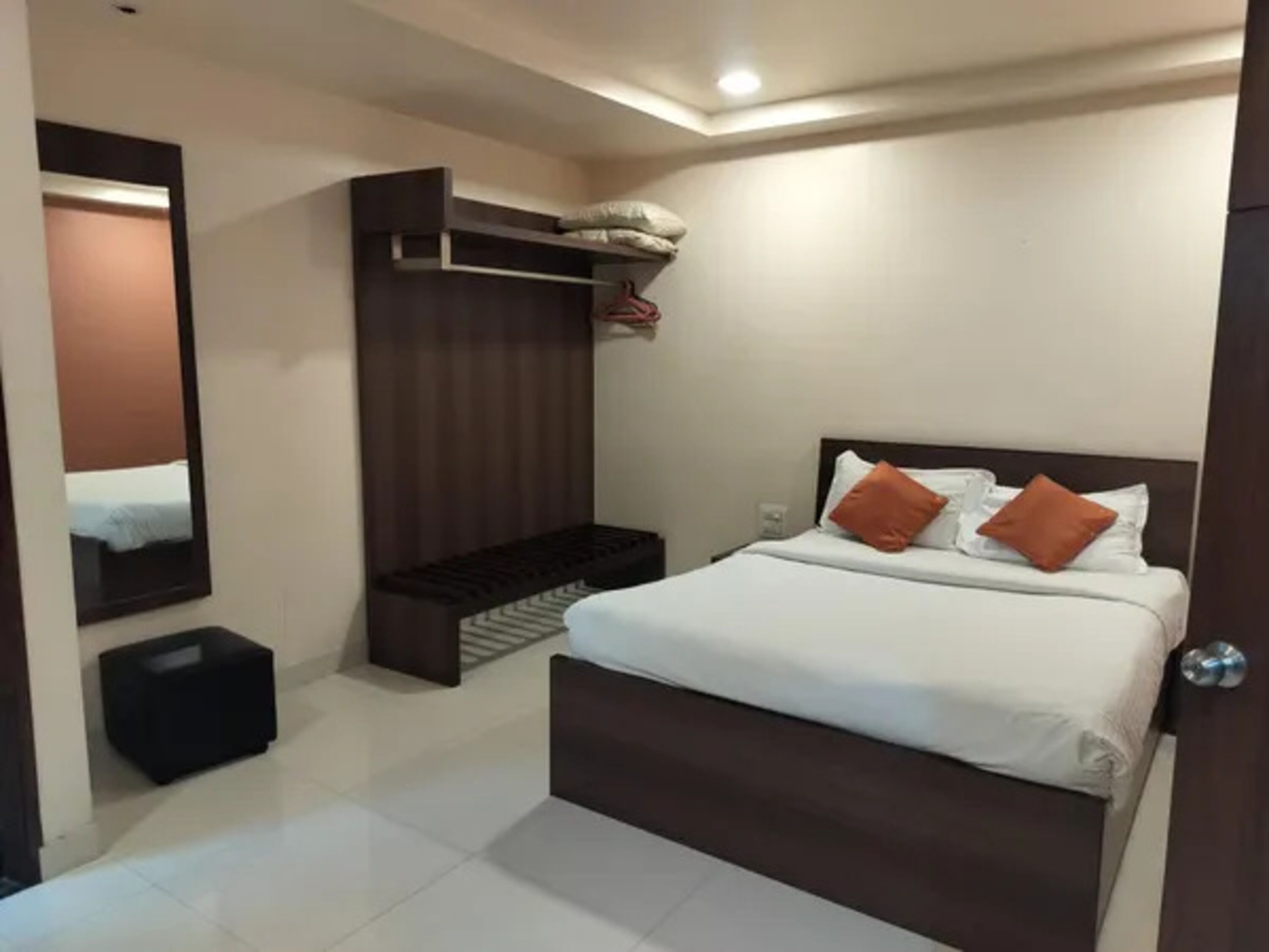 Deluxe Room | Egyptian cotton sheets, premium bedding, in-room safe, free WiFi