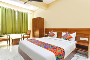 Egyptian cotton sheets, premium bedding, in-room safe, free WiFi - Fabhotel The Castle (Jaipur)