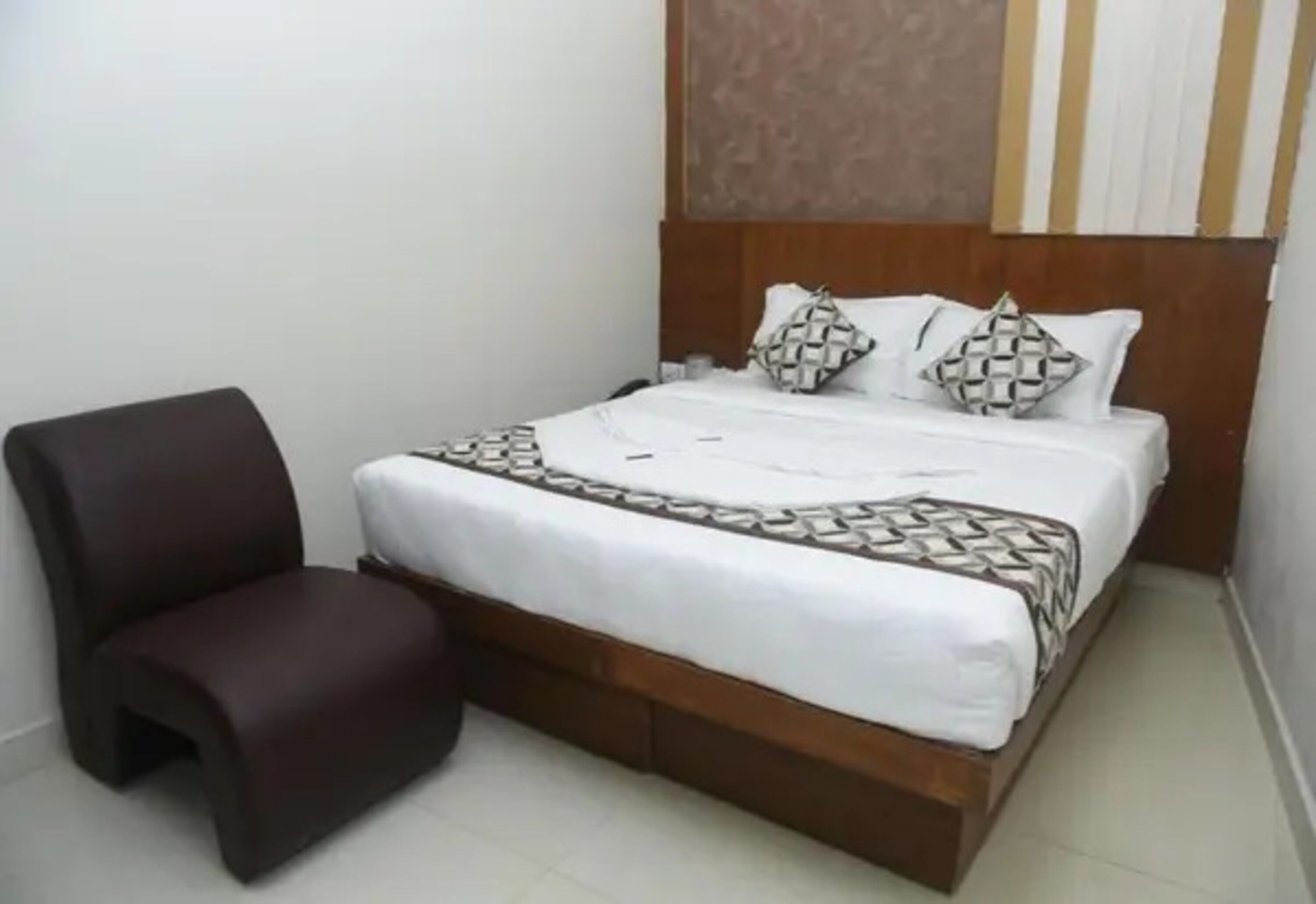 Deluxe Room | Egyptian cotton sheets, premium bedding, in-room safe, free WiFi