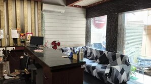 Reception - Fabhotel Olive Grand (Chennai)