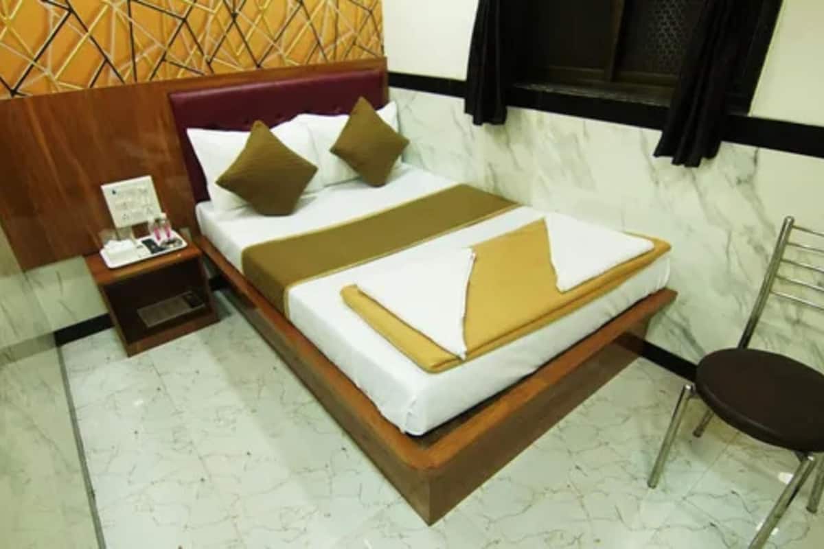 Deluxe Room | Egyptian cotton sheets, premium bedding, in-room safe, free WiFi