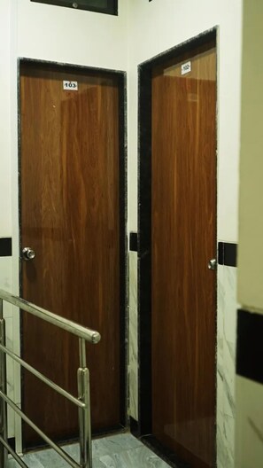 Lobby - Fabhotel Star Hill (Mumbai)